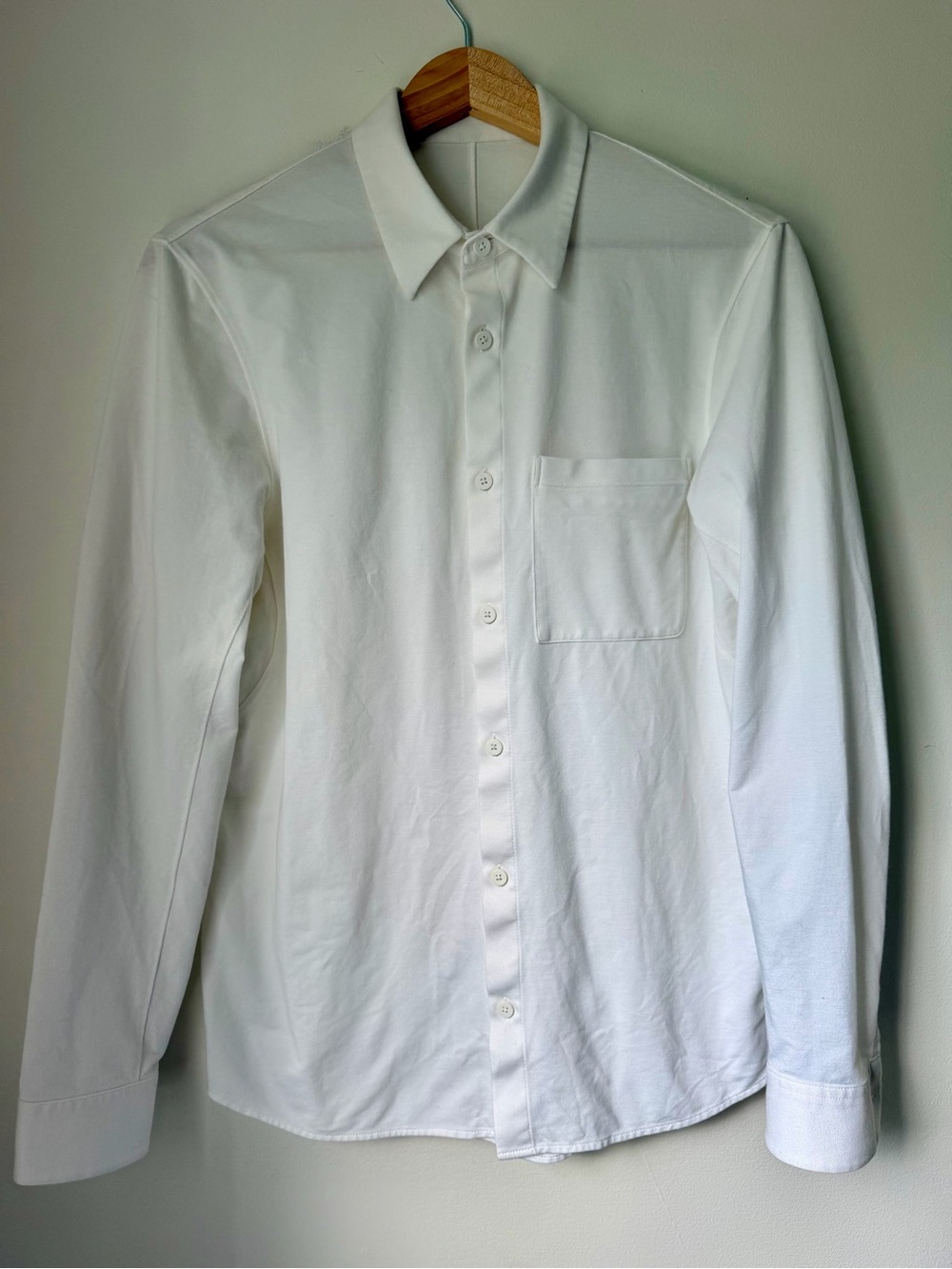 EUC Lululemon Commission Dress Shirt men’s small white button down